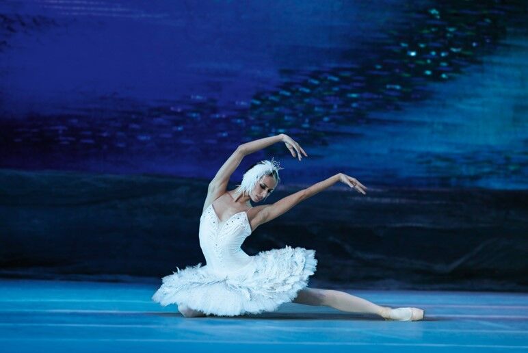 Ballet Theatre of Phoenix, Swan Lake